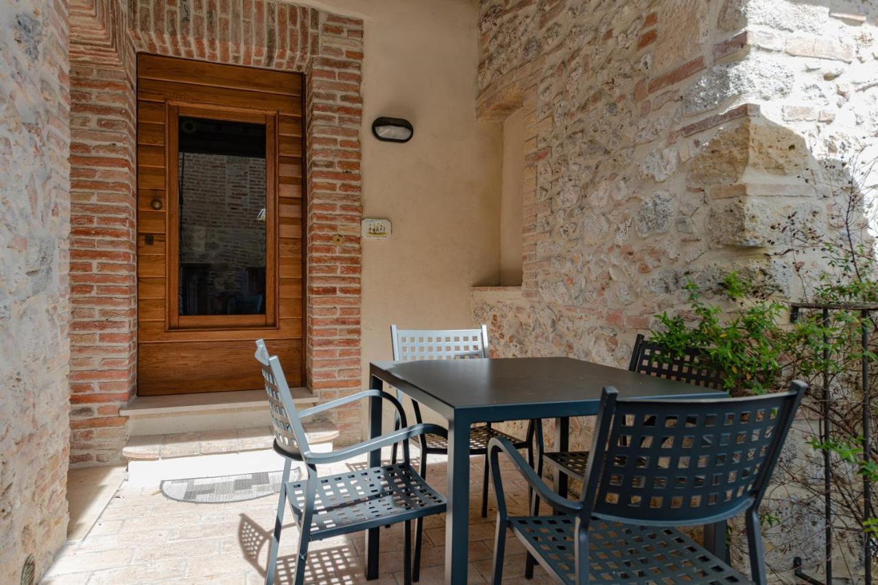 Case Vacanze Ranza, Casale Con Piscina E Relax San Gimignano Exterior photo